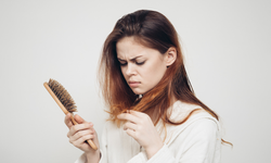 Saç dökülmesini önlemenin 7 yolu