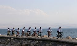 "Van Gölü Canavarları" bisiklet takımı yarışlara iddialı hazırlanıyor