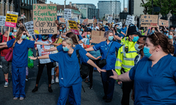 ABD'de sağlıkçılar greve başladı