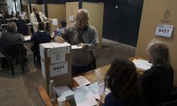 Arjantin'de yeni devlet başkanını ikinci tur seçimleri belirleyecek