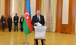 Azerbaycan cumhurbaşkanı seçimi için sandık başında