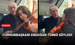 Cumhurbaşkanı Erdoğan, keman çalan öğrenci ile türkü söyleyip sohbet etti!