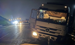 Gaziantep'te kazaya müdahale eden ekip aracına tır çaptı!