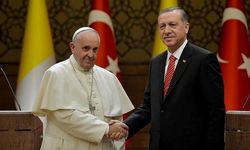 Papa Franciscus'tan Cumhurbaşkanı Erdoğan'a dünya barışına katkısından dolayı teşekkür