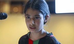 10 yaşındaki küçük kız, Gazze'deki çocuklar için 8 bin sterlin bağış topladı