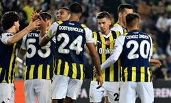 Fenerbahçe, Kadıköy'de tur için sahaya çıkıyor