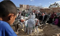Nasır Hastanesinde acı bilanço: Toplu mezarda 300'den fazla kişi bulundu
