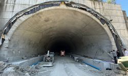Trabzon'da tünel inşaatında facia: İskele çöktü, işçiler mahsur