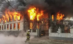 Nijerya'da dehşet anlar! İbadet edenler camiye kilitlenip ateşe verildi