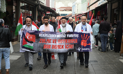 Sakarya'da hekimler ve sağlık çalışanlarından Filistin için "sessiz yürüyüş"