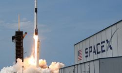 SpaceX'e 2,5 milyon dolar haciz geldi!