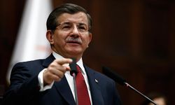 Ahmet Davutoğlu'ndan iktidara çarpıcı sözler: Makyaj yapmayalım anayasaya! Getirin her şeyini tartışalım