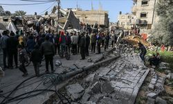 İsrail ordusundan Refah'ta endişelendiren hamle: Tahliyeler başladı