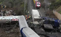 Rusya'da yolcu treni raydan çıktı: 70 kişi yaralandı