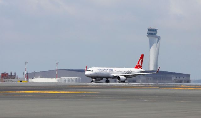 İSTANBUL - THY bu yaz rekor sayıda turizm odaklı uçuş düzenleyecek