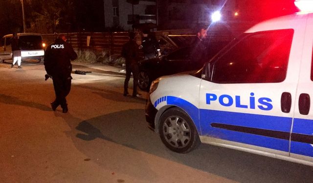 Adana'da hırsızlık şüphelisini vatandaşlar yakaladı