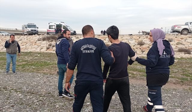 ANTALYA - Alanya sahilinde polis ve öğrenciler temizlik yaptı