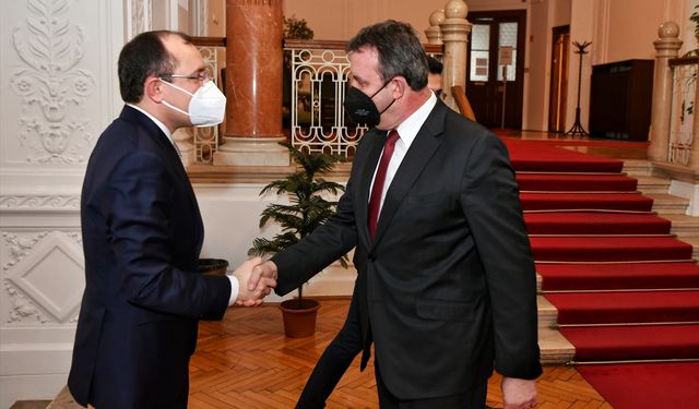BUDAPEŞTE  - Ticaret Bakanı Mehmet Muş Macaristan'da