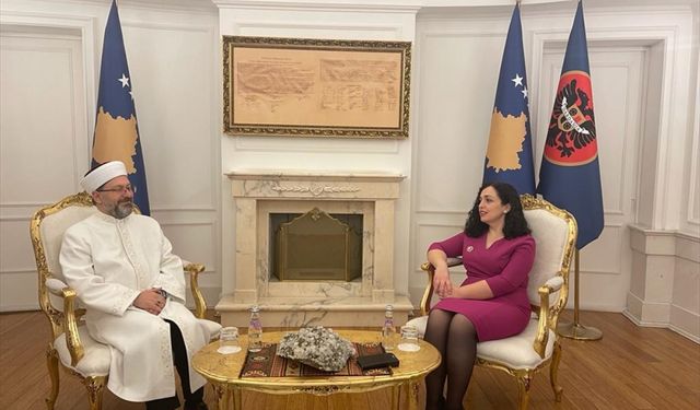 Diyanet İşleri Başkanı Erbaş, Kosova Cumhurbaşkanı Osmani'yle görüştü