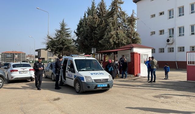 Gaziantep'te veliler arasındaki silahlı kavgada bir kişi yaralandı