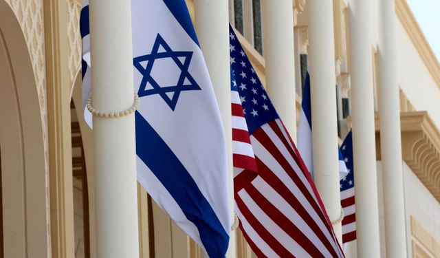 İsrail ve ABD'li mevkidaşlardan İran'a mesaj