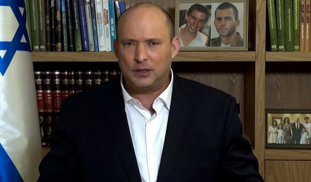 İsrail Başbakanı Bennett, ruhsatı olan İsrailli sivilleri silah taşımaya çağırdı