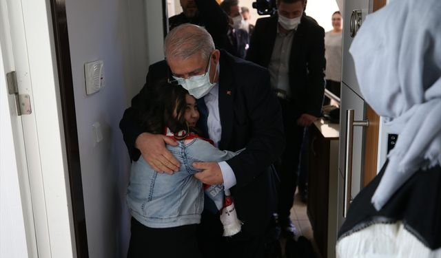 KAHRAMANMARAŞ - Onikişubat Belediye Başkanı Mahçiçek'ten down sendromlu çocuğa doğum günü sürprizi
