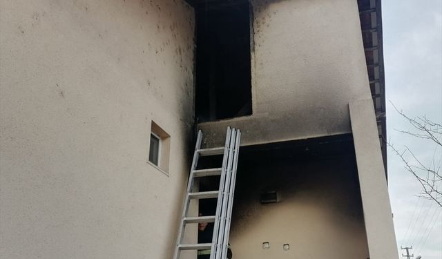 Karabük'te yangında dumandan etkilenen kişi hastaneye kaldırıldı