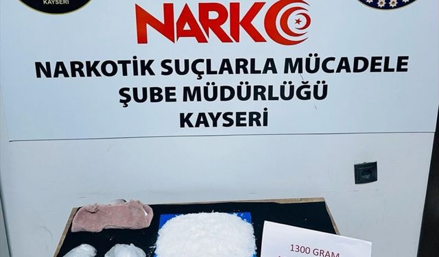 Kayseri'de yolcu otobüsünde 1 kilo 300 gram sentetik uyuşturucu ele geçirildi