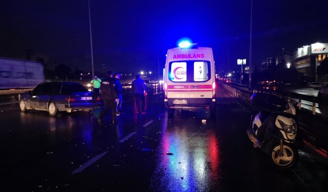 Kocaeli'de tankere çarpan otomobilin sürücüsü yaralandı