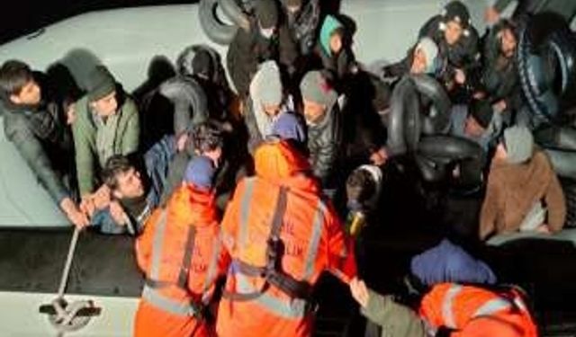 Muğla açıklarında 38 düzensiz göçmen yakalandı