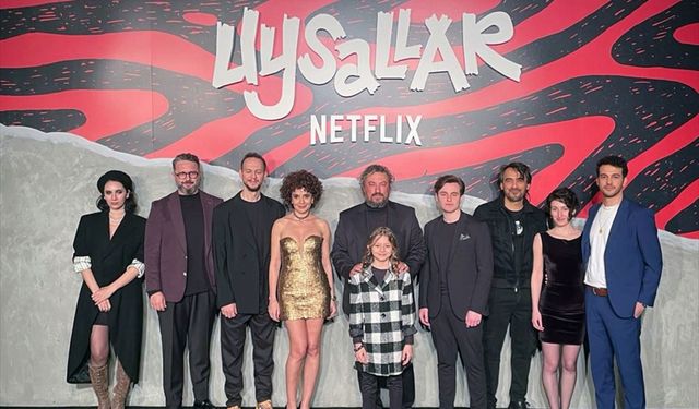 Netflix'in yeni dizisi  "Uysallar"ın özel gösterimi Atlas Sineması'nda gerçekleşti