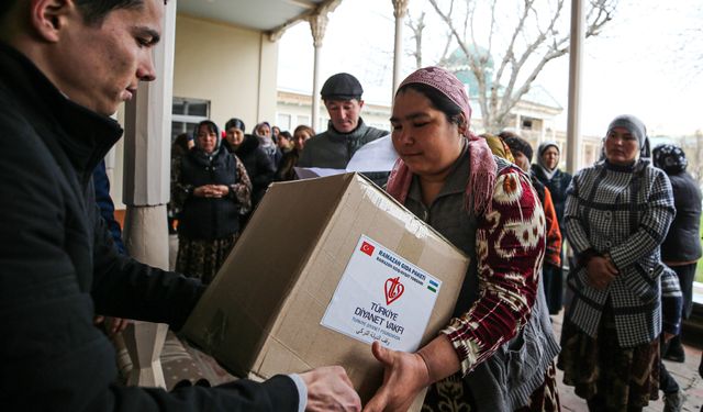 TDV ve DİTİB, ramazan öncesi yardımlarıyla Özbekistan'da yüzleri güldürüyor