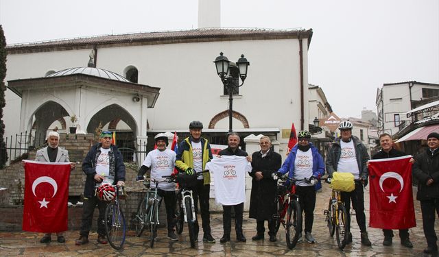 ÜSKÜP - Çanakkale şehitleri için Balkanlar'dan gelecek bisikletçiler Üsküp'ten yola çıktı