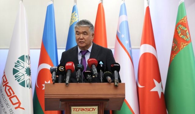 Bakan Çavuşoğlu, TÜRKSOY Genel Sekreterlik görevinin devir teslim töreninde konuştu: