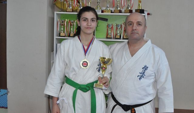 Balkan şampiyonu öğrencinin hedefi Avrupa ve dünya şampiyonluğu