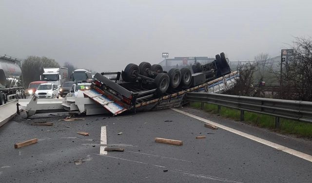 Anadolu Otoyolu'nda büyük kaza! Ankara istikameti trafiğe kapatıldı