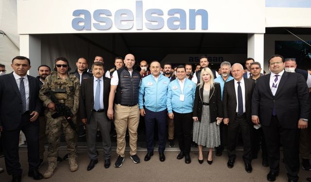 Dışişleri Bakanı Çavuşoğlu Antalya Bilim Merkezi ve BİLİMFEST'i ziyaret etti: