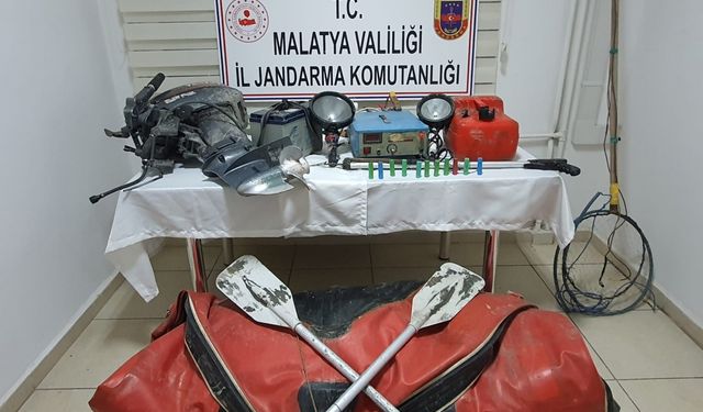 Malatya'da elektroşokla balık avlayan 4 kişiye 59 bin 440 lira ceza