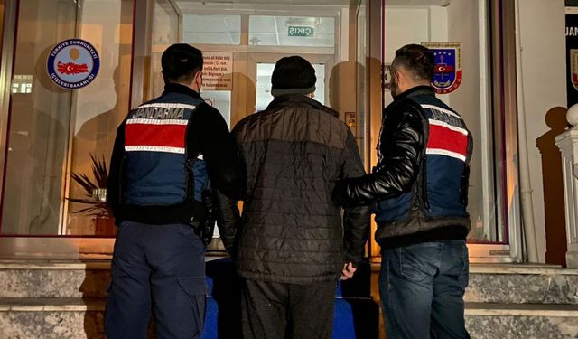 Samsun'da iş yeri ile 5 evden hırsızlık yapan 3 zanlı tutuklandı