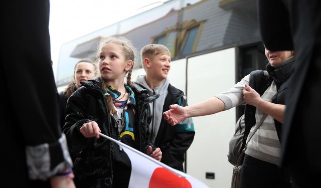Ukraynalı yetim çocuklar Sakarya'ya getirildi