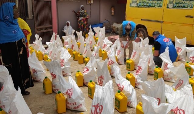 TDV ve DİTİB  Gana'da ramazan yardımlarıyla ihtiyaç sahiplerini sevindirdi