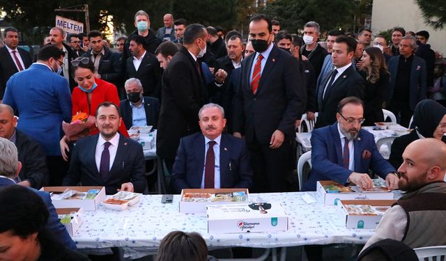 TEKİRDAĞ - TBMM Başkanı Şentop Tekirdağ'da iftar programına katıldı