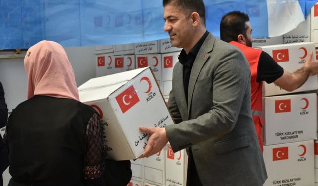 Türk Kızılaydan Kerkük'te ihtiyaç sahibi ailelere ramazan yardımı