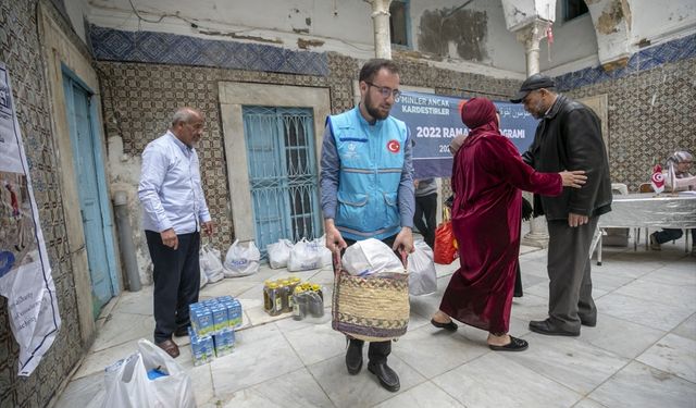 Türkiye Diyanet Vakfından Tunus’ta ihtiyaç sahiplerine ramazan yardımı