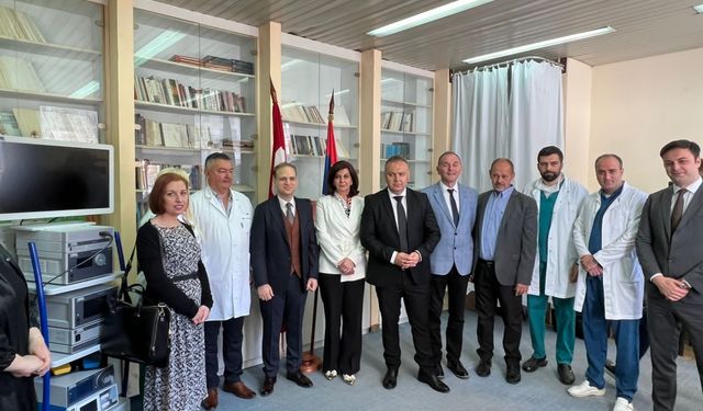 Türkiye'den Sancak bölgesindeki Priboj Devlet Hastanesine laparoskopi cihazı