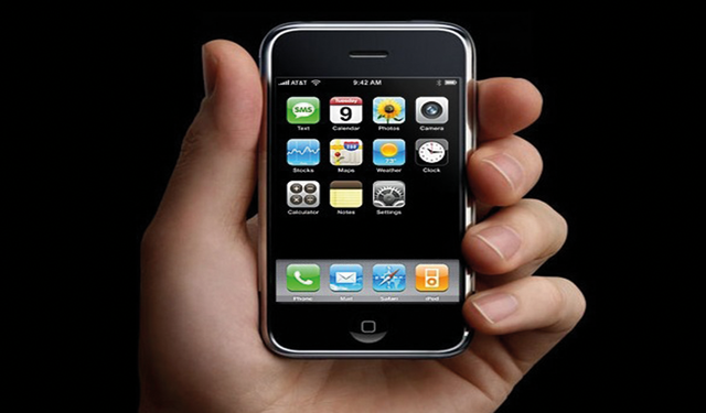 İlk nesil iPhone, açık artırmada rekor fiyata satıldı