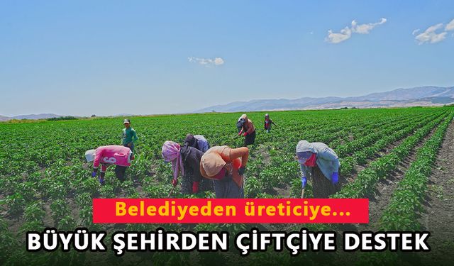 Adana Büyük Şehir Belediyesi'nden çiftçiye destek yağdı