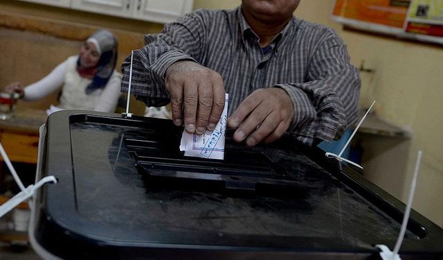 Mısır'da cumhurbaşkanlığı seçimleri 10-12 Aralık'ta yapılacak!