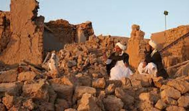 Afganistan'ın Herat vilayetindeki depremlerde ölü sayısı 2000'in üzerine çıktı